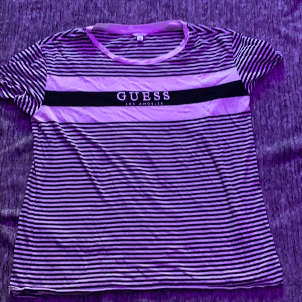 Black and white Guess tee